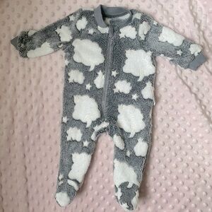SHEIN Glow in the Dark Cloud Footies